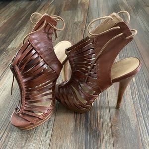 Colin Stuart Brown Strappy Heel